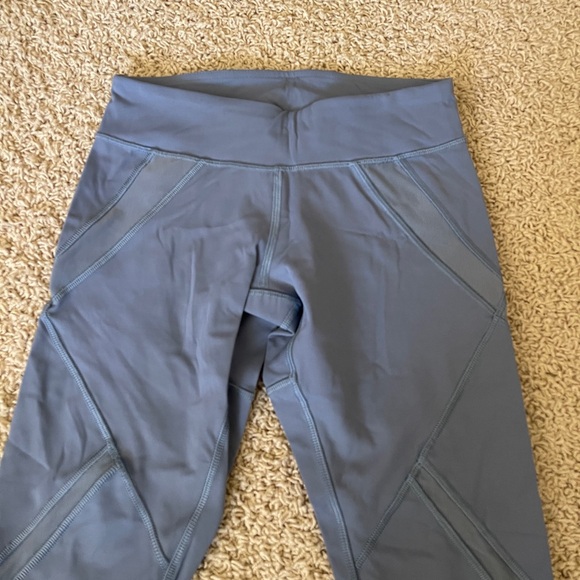Lululemon Capri Leggings - Picture 2 of 6